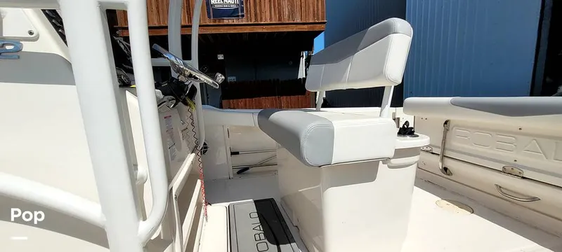 Slide: The Image of Robalo R222 2022 - 16765692