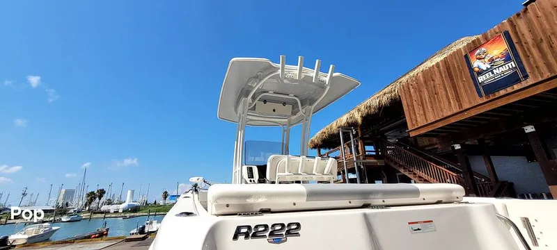 Slide: The Image of Robalo R222 2022 - 16765747