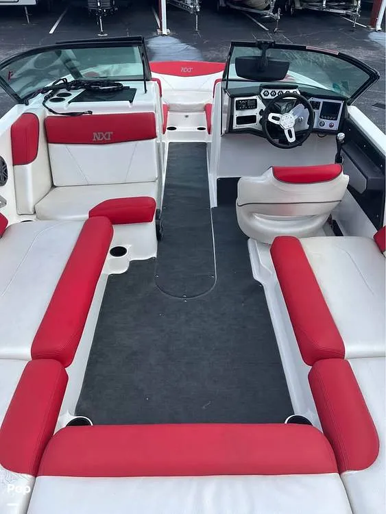 Slide: The Image of Mastercraft 22NXT 2016 - 16856570