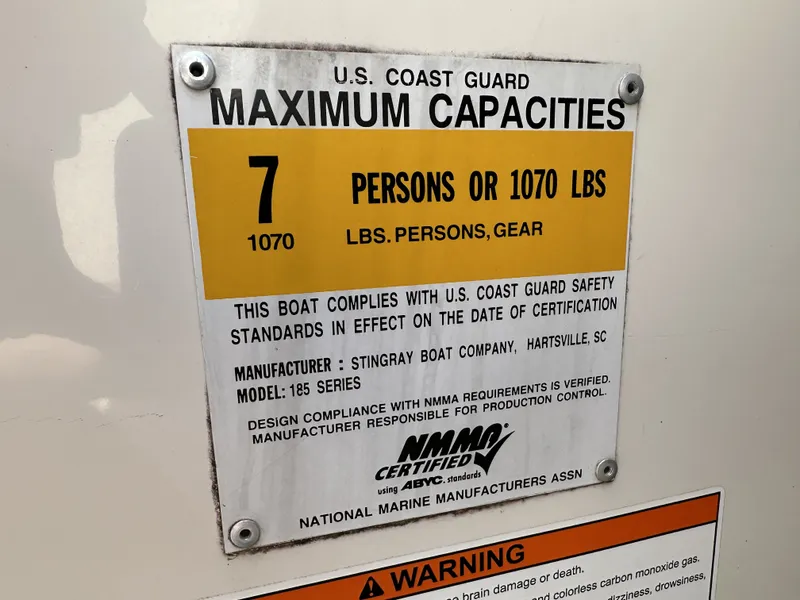 Slide: The Image of Stingray 185LS 2011 - 13