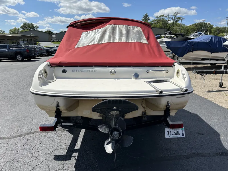 Slide: The Image of Stingray 185LS 2011 - 3