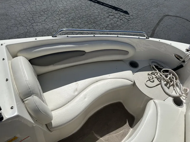 Slide: The Image of Stingray 185LS 2011 - 5