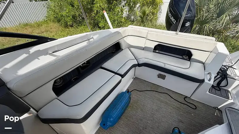 Slide: The Image of Rinker Q5 2018 - 16847372