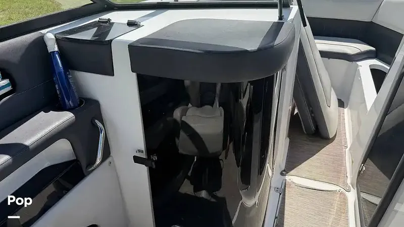 Slide: The Image of Rinker Q5 2018 - 16847266