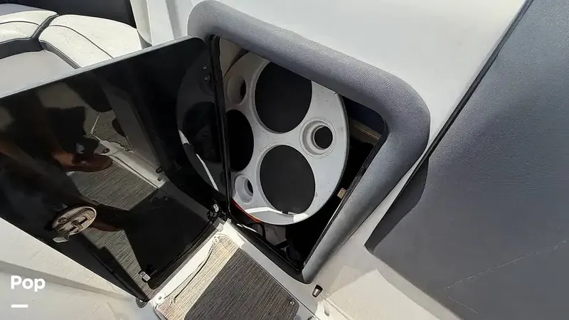 Slide: The Image of Rinker Q5 2018 - 16847284
