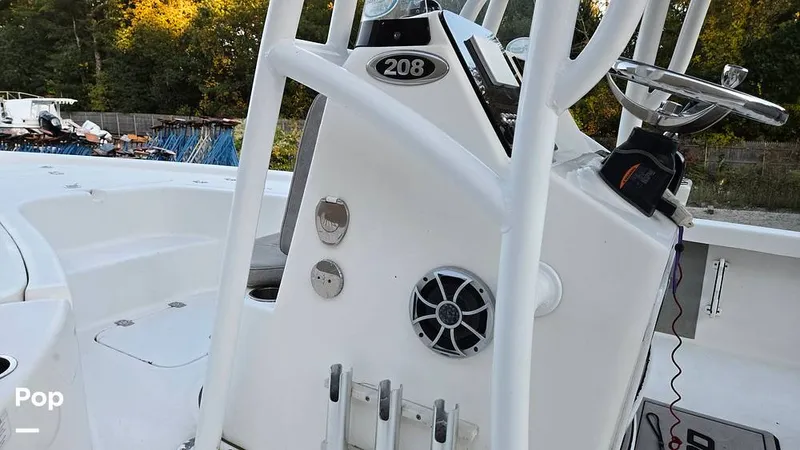 Slide: The Image of Sea Pro Bay Series 208 2021 - 16806746