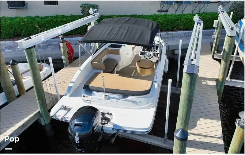 Slide: The Image of 2021 Sea Ray SPX 190 OB - 16707237
