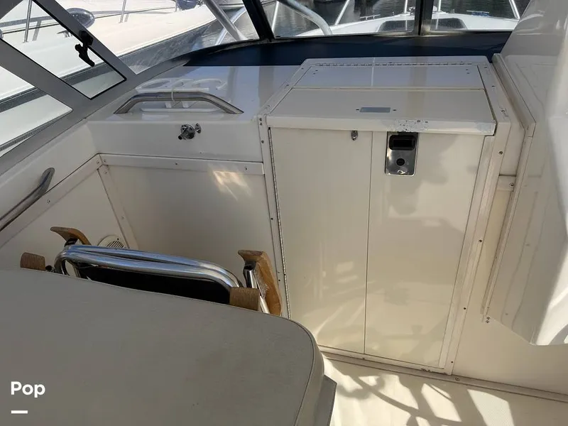 Slide: The Image of Cabin Door - 16753274