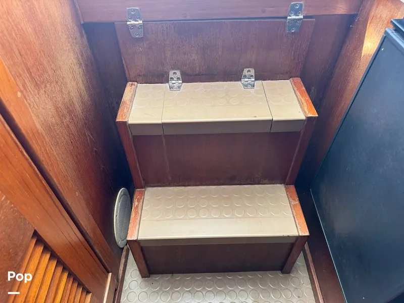 Slide: The Image of Cabin Steps - 16753294