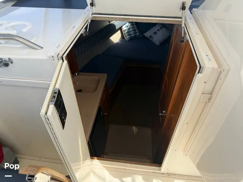 Slide: The Image of Cabin Door - 16753278