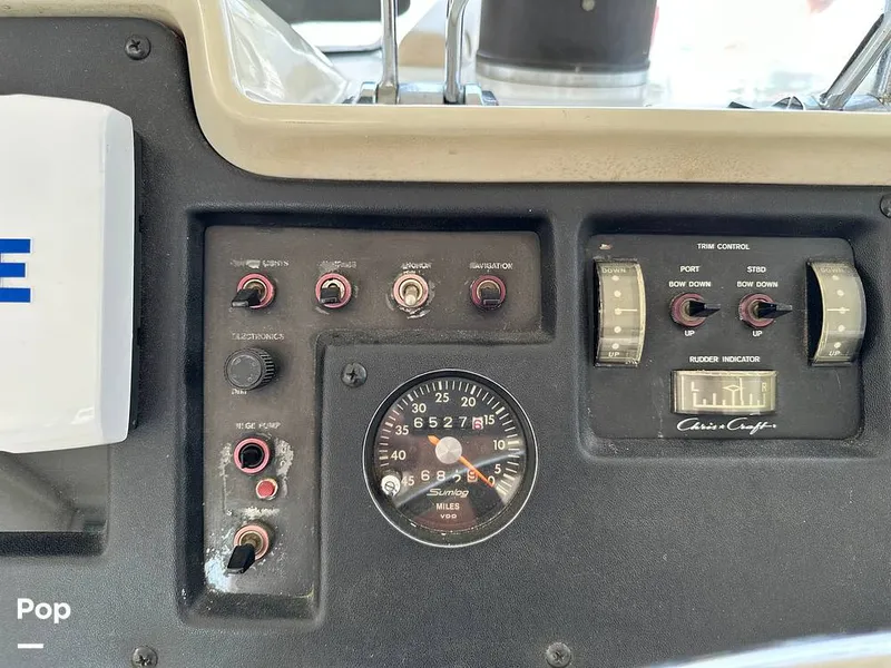 Slide: The Image of Chris-Craft Commander 38 1970 - 16719085