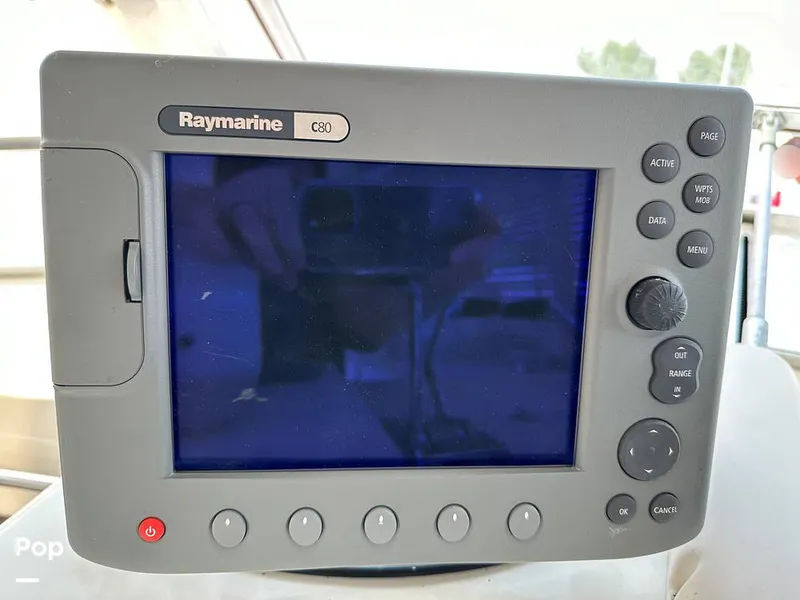 Slide: The Image of Chris-Craft Commander 38 1970 - 16719094