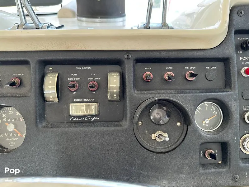 Slide: The Image of Chris-Craft Commander 38 1970 - 16719086