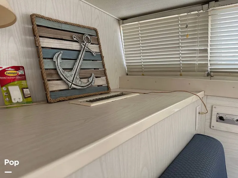 Slide: The Image of Chris-Craft Commander 38 1970 - 16719380