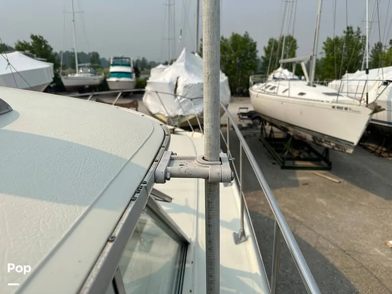 Slide: The Image of Chris-Craft Commander 38 1970 - 16718843