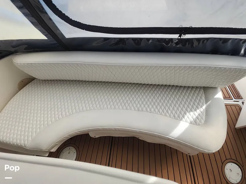 Slide: The Image of Sea Ray 310 Sundancer 2001 - 16812485
