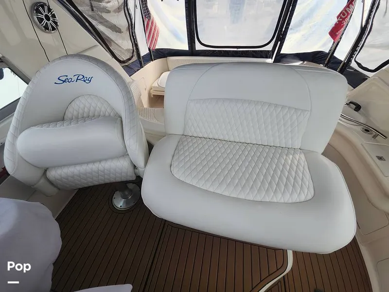 Slide: The Image of Sea Ray 310 Sundancer 2001 - 16812489