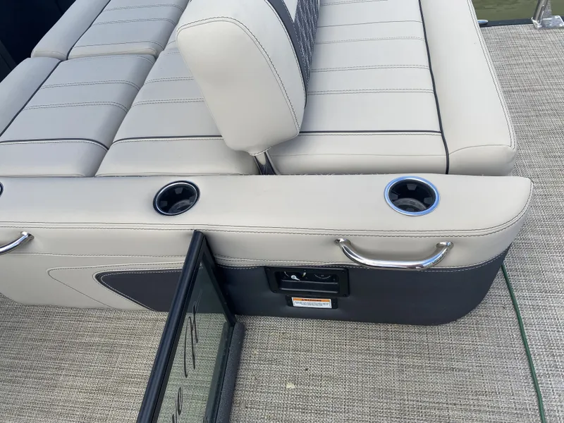 Slide: The Image of Barletta LUSSO 25UETT 2023 - 19