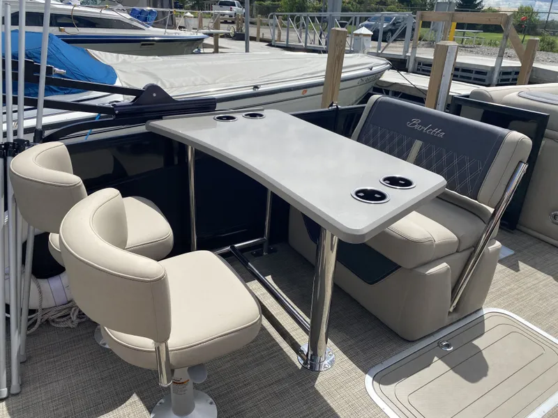 Slide: The Image of Barletta LUSSO 25UETT 2023 - 23