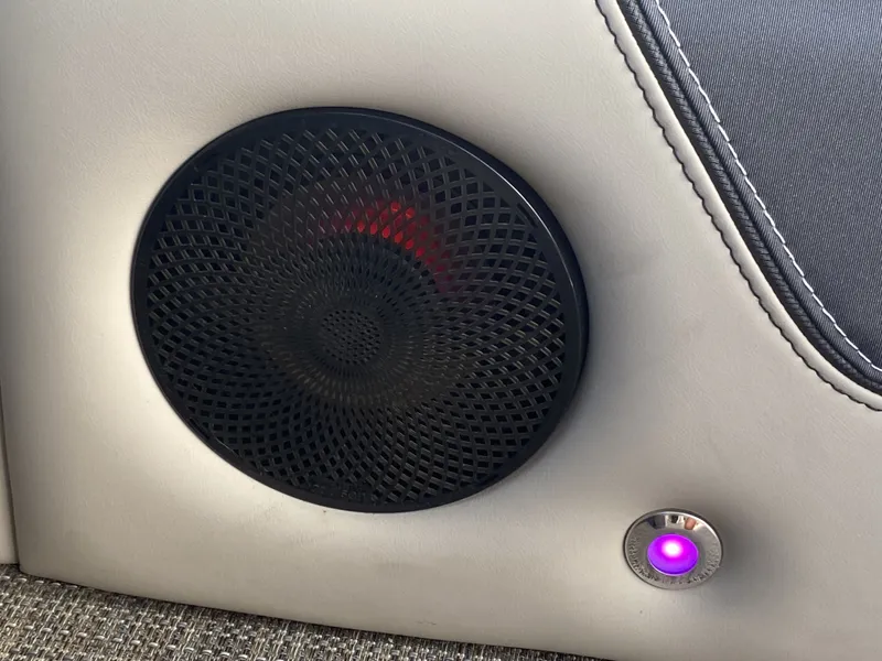 Slide: The Image of Barletta LUSSO 25UETT 2023 - 27