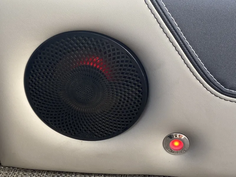 Slide: The Image of Barletta LUSSO 25UETT 2023 - 29