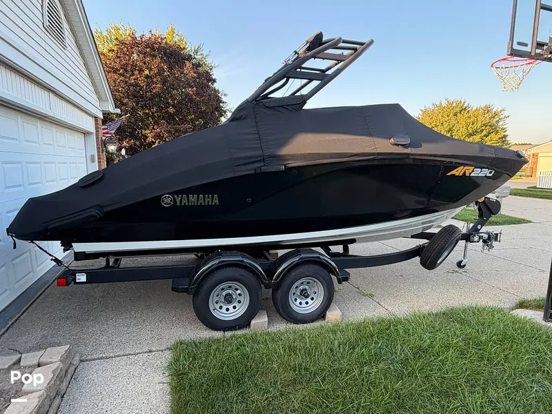 Slide: The Image of Yamaha AR220 2024 - 16792603