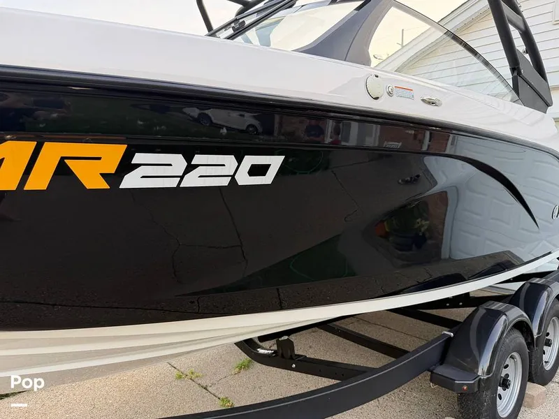 Slide: The Image of Yamaha AR220 2024 - 16793549