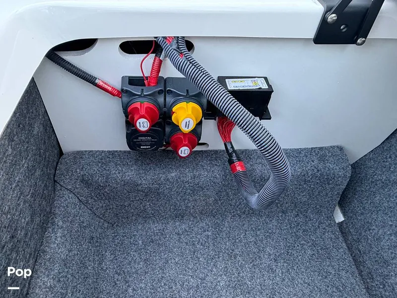 Slide: The Image of Battery Switch - 16793421
