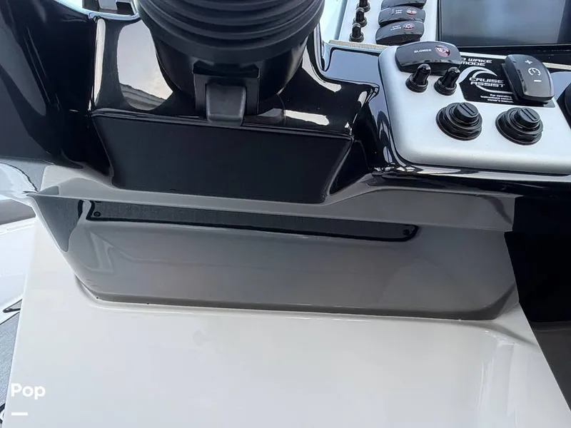 Slide: The Image of Tilt Steering Wheel - 16793412