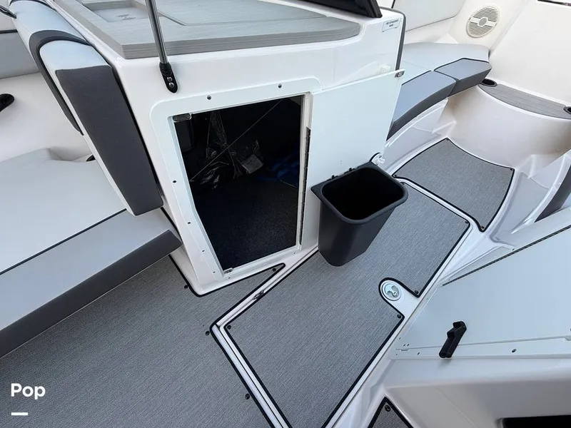 Slide: The Image of Yamaha AR220 2024 - 16793436