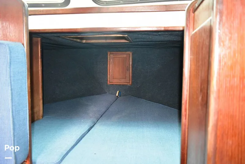 Slide: The Image of Jeffries 32 FB Sedan 1976 - 16749970