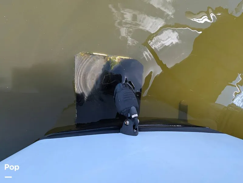 Slide: The Image of Robalo R200 2018 - 16753349