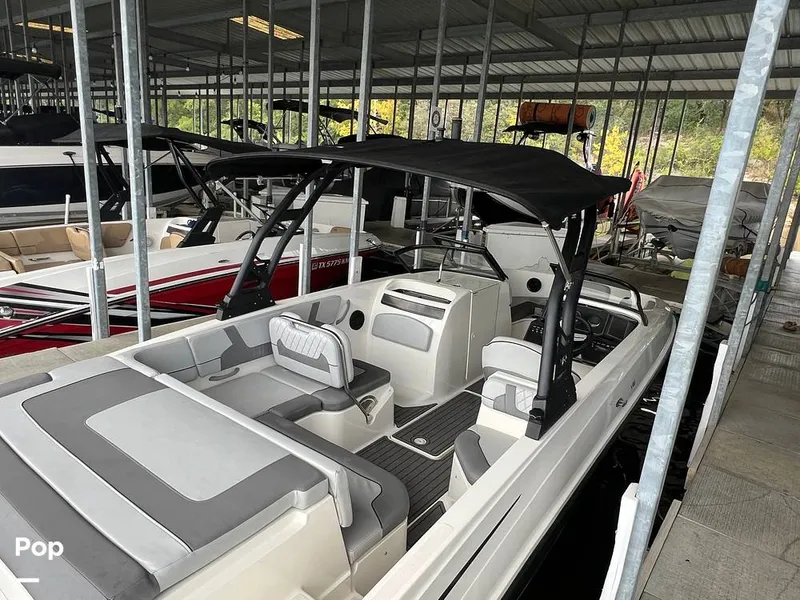 Slide: The Image of Bayliner VR6 OB 2023 - 16750620