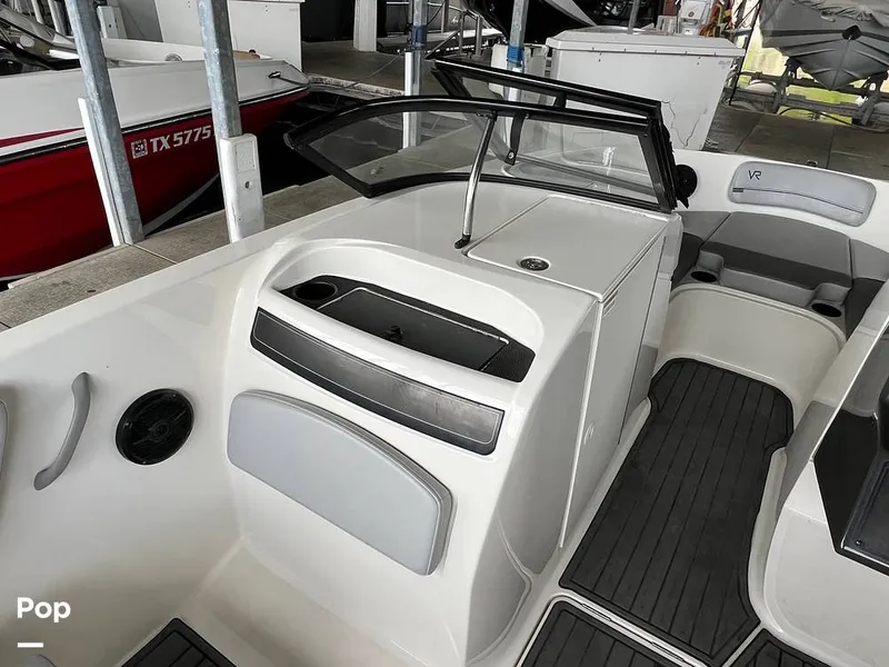Slide: The Image of Bayliner VR6 OB 2023 - 16750633