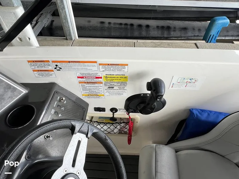 Slide: The Image of Bayliner VR6 OB 2023 - 16750631