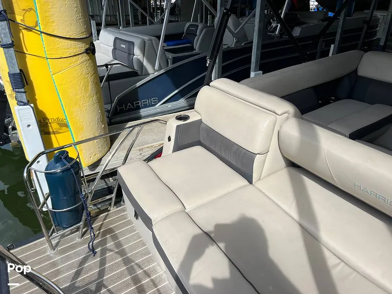 Slide: The Image of Harris Cruiser 230 2022 - 16750848