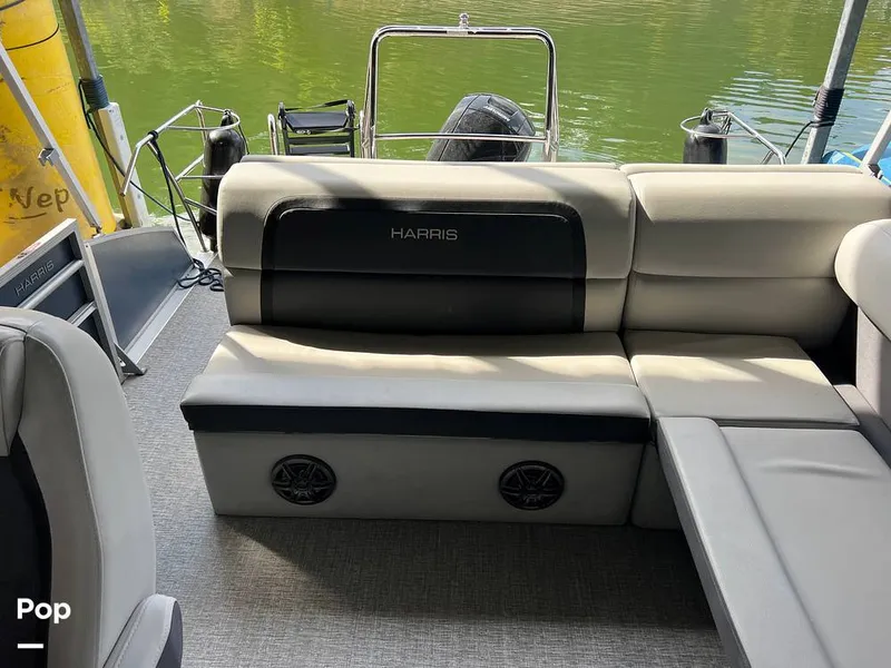 Slide: The Image of Harris Cruiser 230 2025 - 16752287