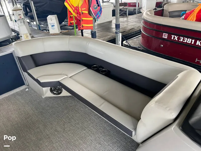 Slide: The Image of Harris Cruiser 230 2025 - 16752271