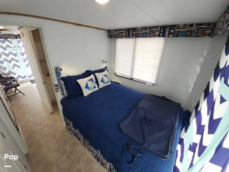Slide: The Image of Catamaran 35 x 10 Single Stateroom 2016 - 16812462