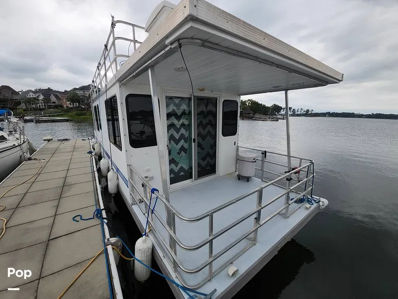 Slide: The Image of Catamaran 35 x 10 Single Stateroom 2016 - 16743635