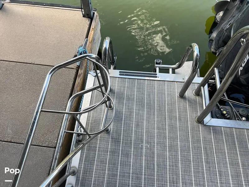 Slide: The Image of Harris Cruiser 230 2023 - 16741880