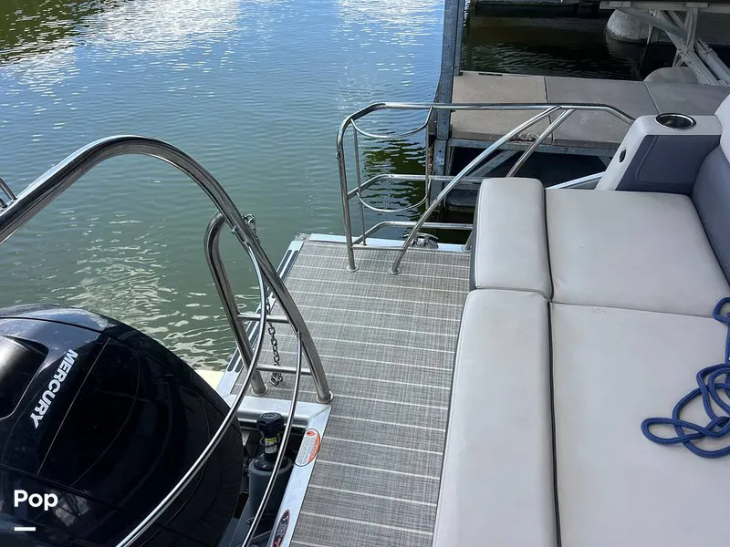 Slide: The Image of Harris Cruiser 230 2023 - 16745351