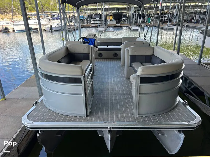 Slide: The Image of Harris Cruiser 230 2023 - 16745342