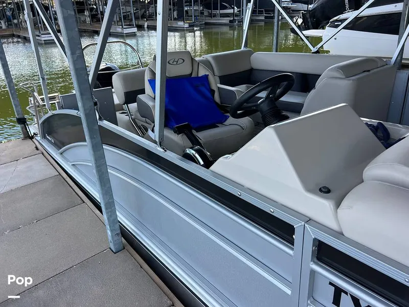 Slide: The Image of Harris Cruiser 230 2023 - 16745345