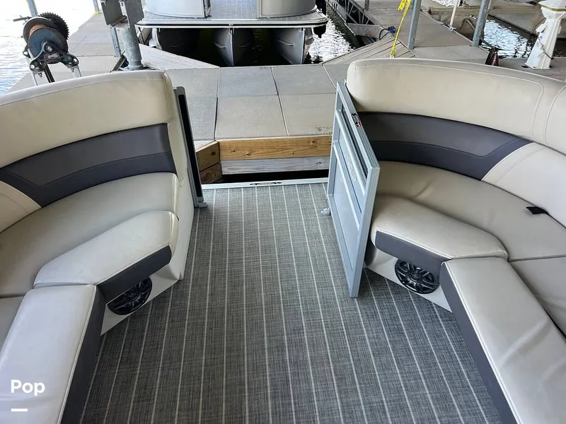 Slide: The Image of Harris Cruiser 230 2023 - 16745168