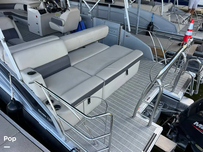 Slide: The Image of Harris Cruiser 230 2023 - 16745275