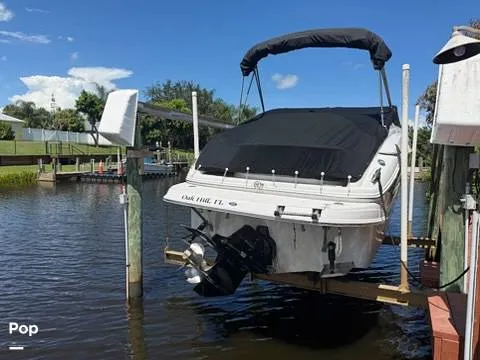 Slide: The Image of Crownline Boats 250 CR 2008 - 16749365