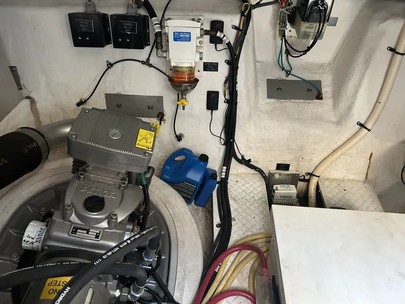 Slide: The Image of Cruisers 41 CANTIUS 2013 - 32