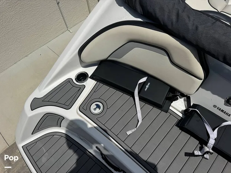 Slide: The Image of Yamaha SX195 2018 - 16743796