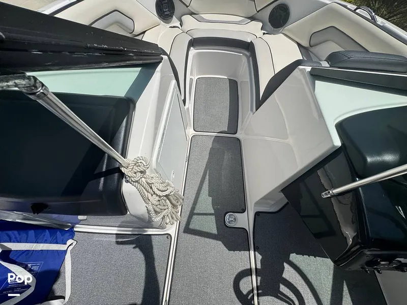 Slide: The Image of Yamaha SX195 2018 - 16743809